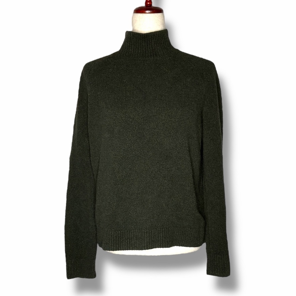 Vince Moss Green Mockneck Textured Pullover Sweater Size Medium